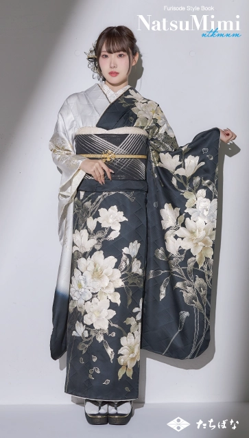 なつみちゃん着用“NatsuMini”の振袖-黒|成人記念の新作振袖ご紹介　NAT-017