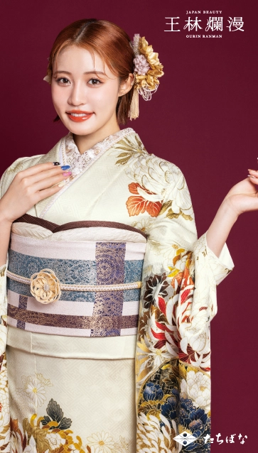 “王林爛漫”の振袖-白｜成人記念の新作振袖ご紹介　OR-331
