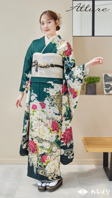 加藤 栞 ×Allure（アリュール）の振袖-緑|成人記念の新作振袖ご紹介　AL-211