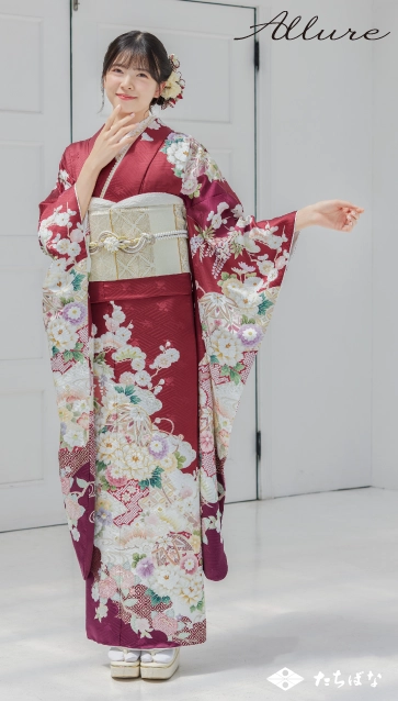 白石 乙華 ×Allure（アリュール）の振袖-赤|成人記念の新作振袖ご紹介　AL-214