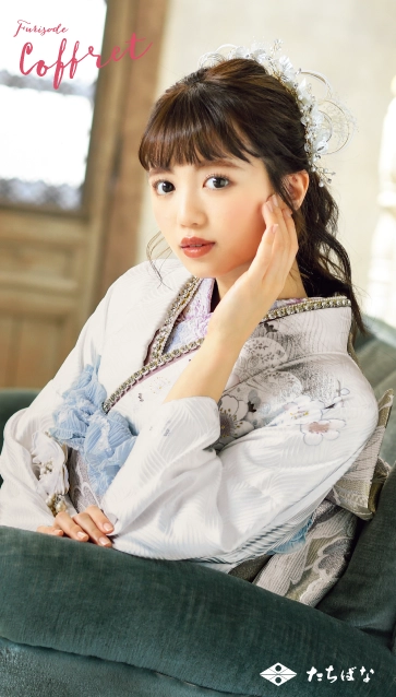 “阿部ここは × Coffret”の振袖-白｜成人記念の新作振袖ご紹介　CF-505