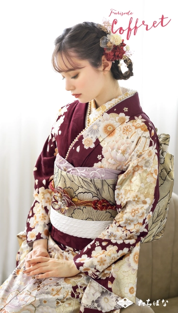 “マーシュ彩 × Coffret”の振袖-紫｜成人記念の新作振袖ご紹介　CF-507