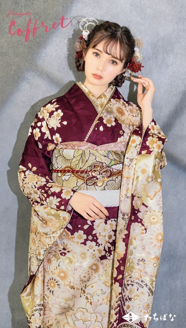 “マーシュ彩 × Coffret”の振袖-紫｜成人記念の新作振袖ご紹介　CF-507