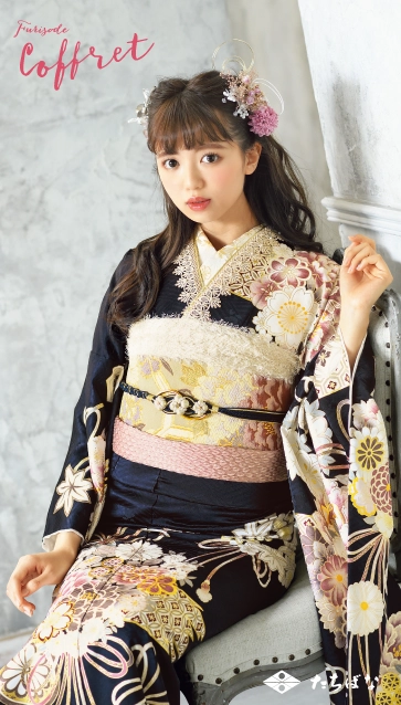 “阿部ここは × Coffret”の振袖-紺｜成人記念の新作振袖ご紹介　CF-510