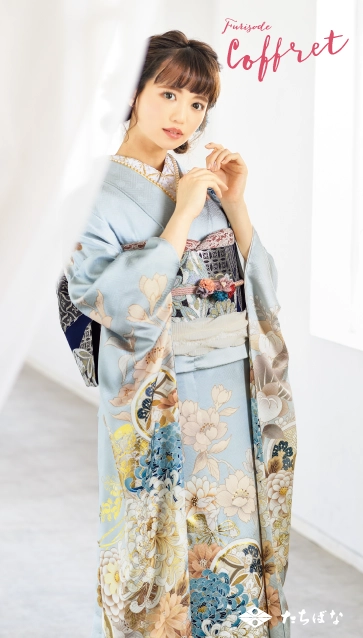 “阿部ここは × Coffret”の振袖-水色｜成人記念の新作振袖ご紹介　CF-512
