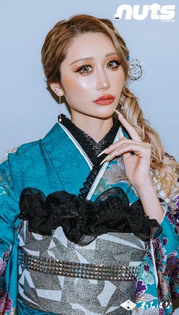 みう×nuts（ナッツ）-青|ハタチ記念の新作振袖ご紹介　nt-809