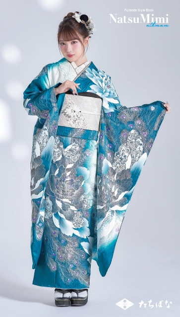 MINAMIちゃん着用“NatsuMimi”の振袖-青|ハタチ記念の新作振袖ご紹介　NAT-203