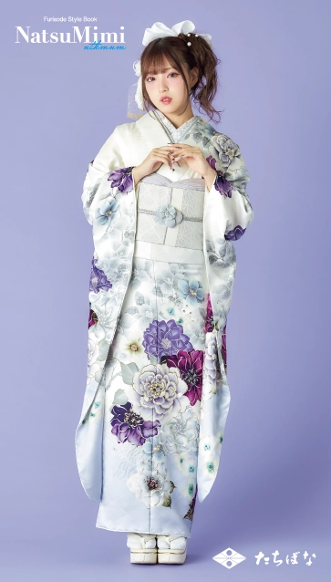 MINAMIちゃん着用“NatsuMimi”の振袖-白|ハタチ記念の新作振袖ご紹介　NAT-205