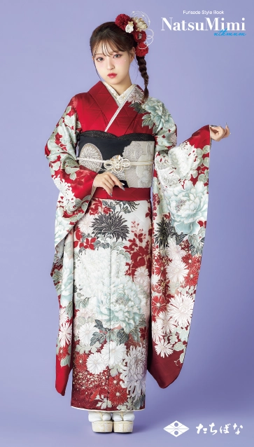 MINAMIちゃん着用“NatsuMimi”の振袖-赤|ハタチ記念の新作振袖ご紹介　NAT-208