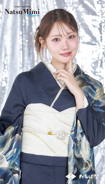 なつみちゃん着用“NatsuMimi”の振袖-紺|ハタチ記念の新作振袖ご紹介　NAT-210