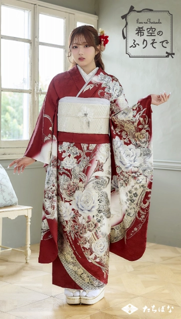 “希空（のあ）”ちゃんの振袖-赤｜成人記念の新作振袖ご紹介　NOA-008