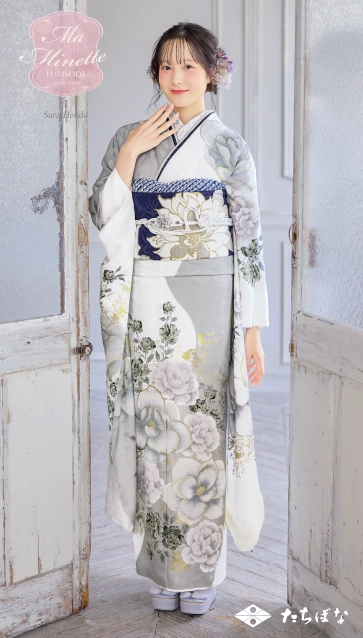 Ma Minette×本田紗来の振袖-グレー|ハタチ記念の新作振袖ご紹介　MAF-705