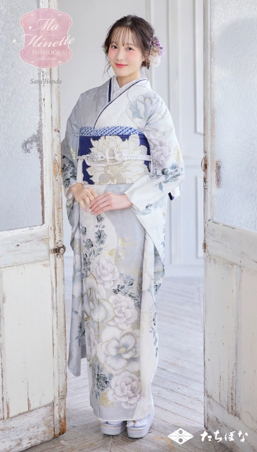 Ma Minette×本田紗来の振袖-グレー|ハタチ記念の新作振袖ご紹介　MAF-705