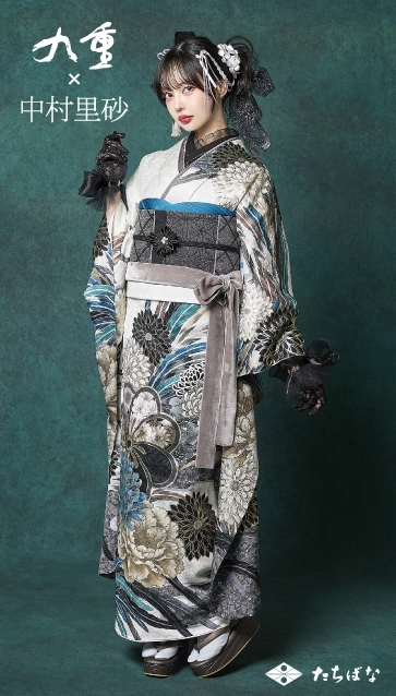 九重 × 中村里砂の振袖-白|成人記念の新作振袖ご紹介
