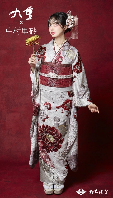 九重 × 中村里砂の振袖-グレー|成人記念の新作振袖ご紹介　RN-641