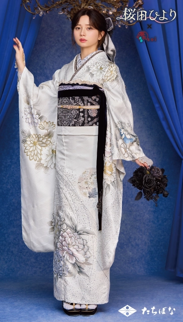 松本恵莉紗ちゃん”着用の振袖-白｜成人記念の新作振袖ご紹介 TR-612