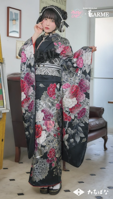 Kami Shibai-story of- ano”の振袖-黒｜成人記念の新作振袖ご紹介 ANO-302