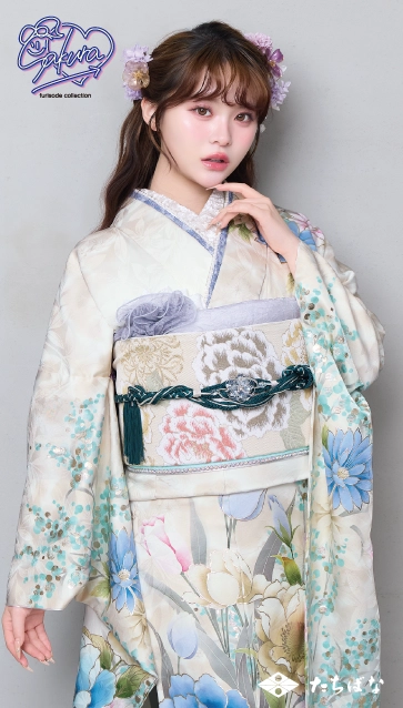 “Sakura(さくら)”ちゃんの振袖-白|ハタチ記念の新作振袖ご紹介　SAF-21
