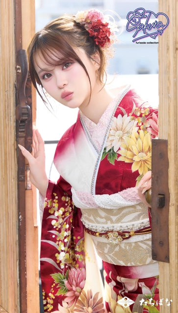 “Sakura(さくら)”ちゃんの振袖-赤|ハタチ記念の新作振袖ご紹介　SAF-25