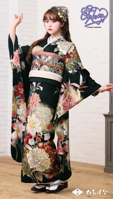“Sakura(さくら)”ちゃんの振袖-黒|ハタチ記念の新作振袖ご紹介　SAF-28