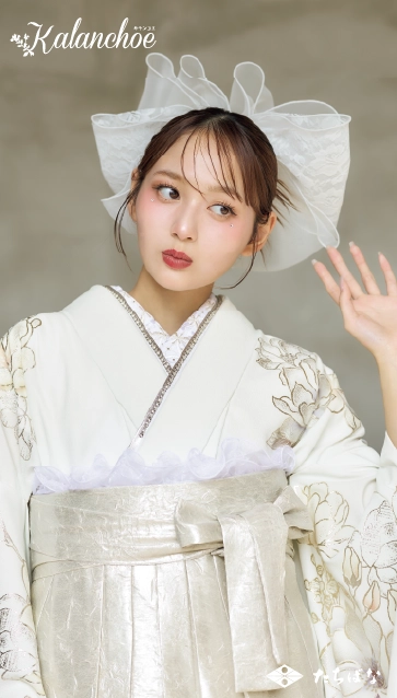 “加藤 栞 × カランコエ”の卒業式袴レンタル｜卒業式の袴ご紹介　KN-06