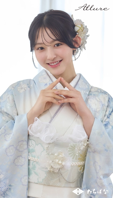 多田 梨音 ×Allure(アリュール)の振袖-水色|成人記念の新作振袖ご紹介 AL-301