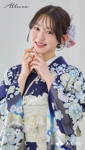 多田 梨音 ×Allure(アリュール)の振袖-紺|成人記念の新作振袖ご紹介 AL-313