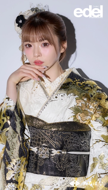 “Edel×ゆい小池（ゆいちゃみ）”の振袖-白｜成人記念の新作振袖ご紹介　E-702