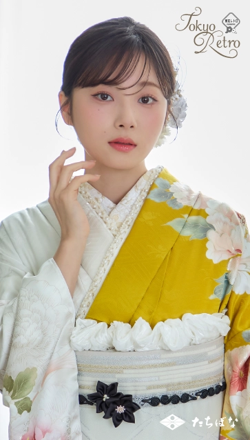 “らんちゃん”着用の振袖-黄色｜成人記念の新作振袖ご紹介　TR-719