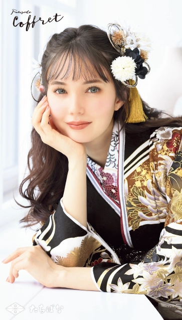 マーシュ彩ちゃん”着用の振袖-黒｜成人記念の新作振袖ご紹介 CF-