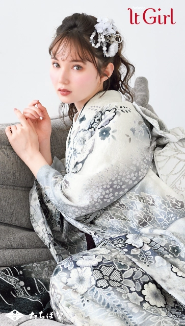 マーシュ彩ちゃん”着用の振袖-白｜成人記念の新作振袖ご紹介 IT-