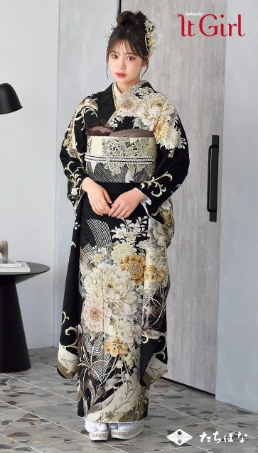 代田萌花ちゃん”着用の振袖-黒｜成人記念の新作振袖ご紹介