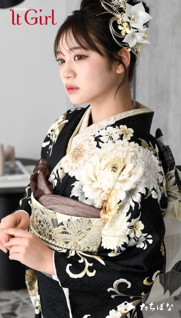 代田萌花ちゃん”着用の振袖-黒｜成人記念の新作振袖ご紹介