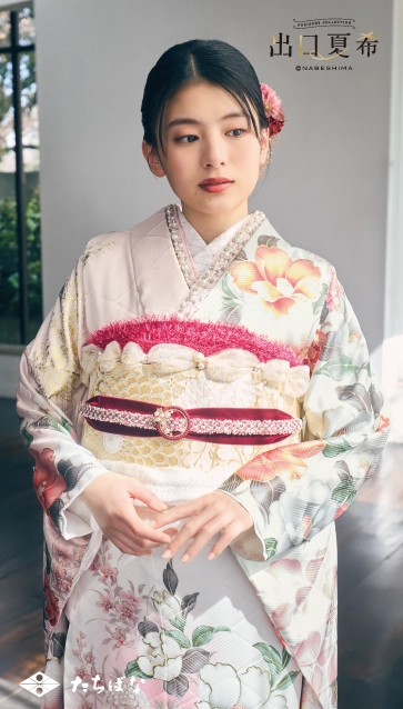 “出口夏希”ちゃんの振袖-白|成人記念の新作振袖ご紹介 DN-206