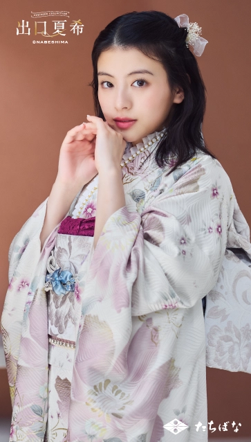 “出口夏希”ちゃんの振袖-白|成人記念の新作振袖ご紹介 DN-209