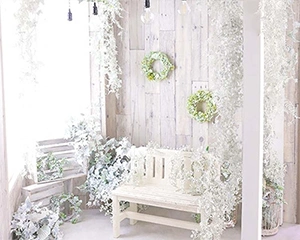 【11,000円~振袖撮影プラン/15,400円~持込振袖撮影プラン】オシャレなスタジオをご紹介 シーン2 |2024年・2025年 成人必見のたちばな公式・成人式 振袖キャンペーン|成人式に出ない方必見のお得な撮影プラン♪写真もデータも1枚から追加購入OK!もちろんアルバムもご用意しております!嬉しい特典:平日ドレスへのお着替え無料、家族写真の撮影が無料|たちばな公式