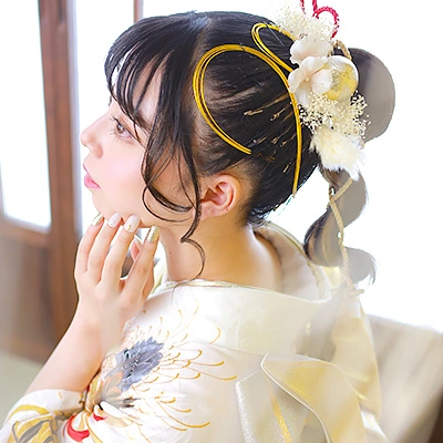 【成人式キャンペーンをご利用の素敵なお客様をご紹介】振袖 白 髪飾り|たちばな公式