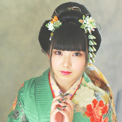 【成人式キャンペーンをご利用の素敵なお客様をご紹介】振袖 緑 日本髪|たちばな公式